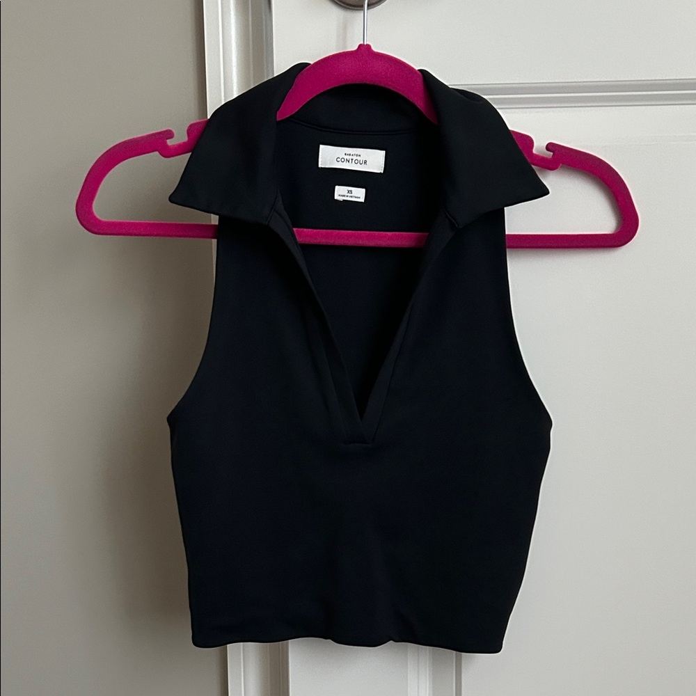 Aritzia Black Sleeveles Collared Top